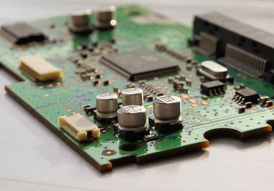 PCB制板工藝中的過孔塞油是什么意思？